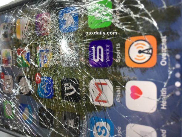 Сломанное экранное стекло iPhone