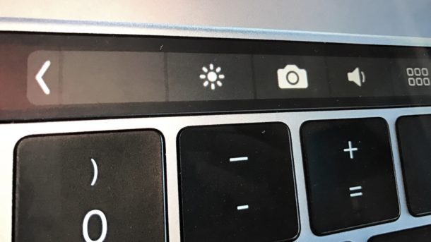 Нажмите кнопку пульта на Mac