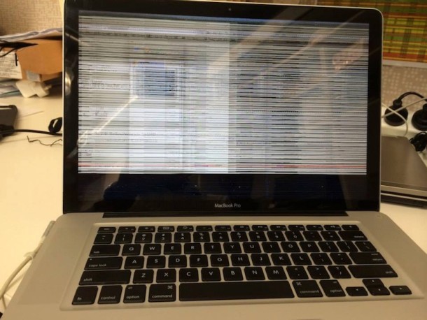 MacBook Pro с изображением отказа GPU