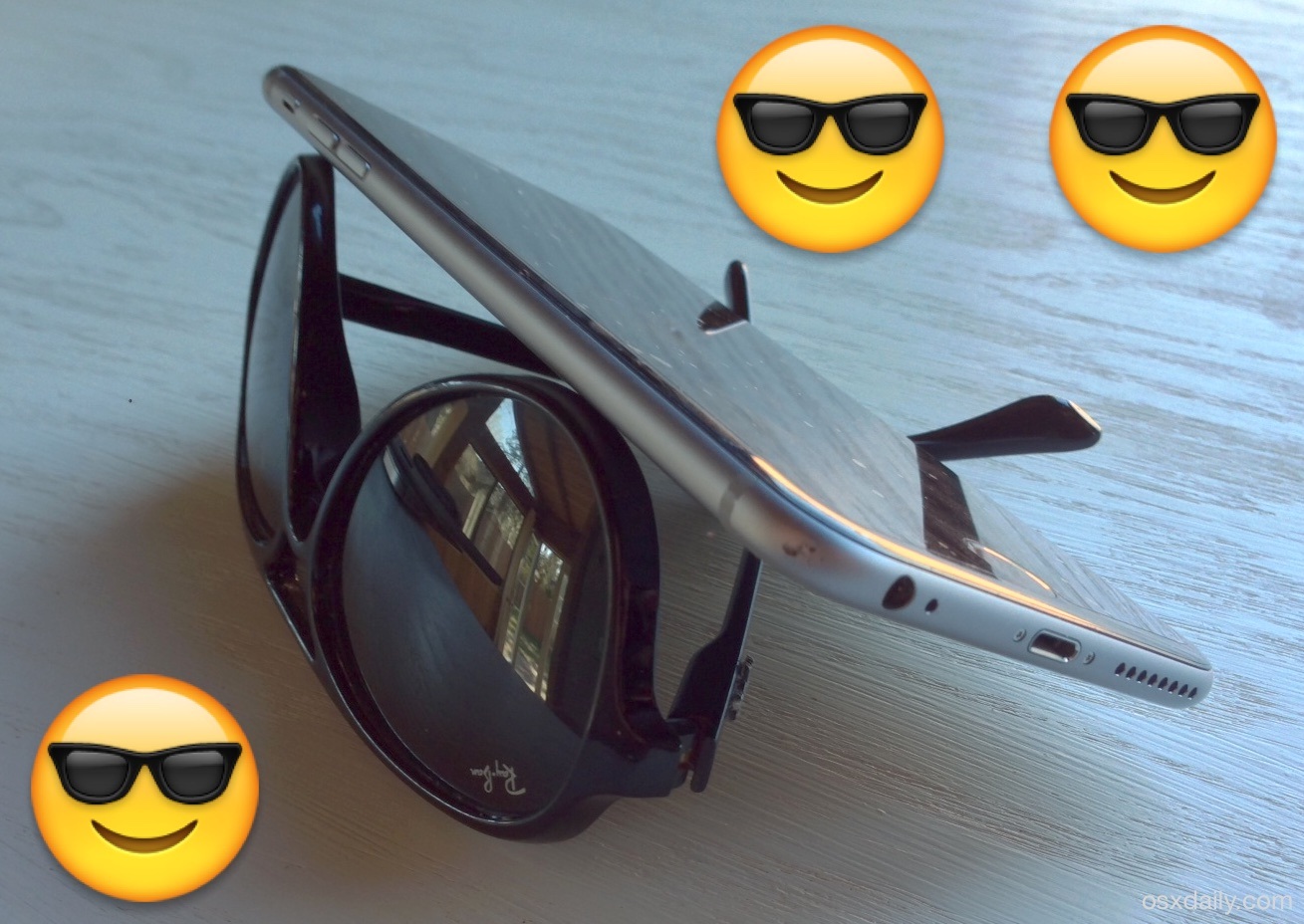 Подставка для iPhone с солнцезащитными очками, wow